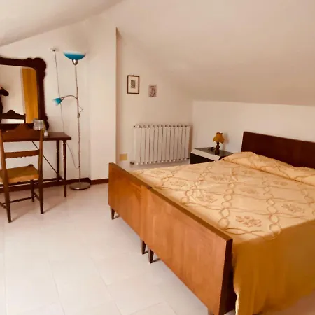 Le Terrazze Frassino Appartement